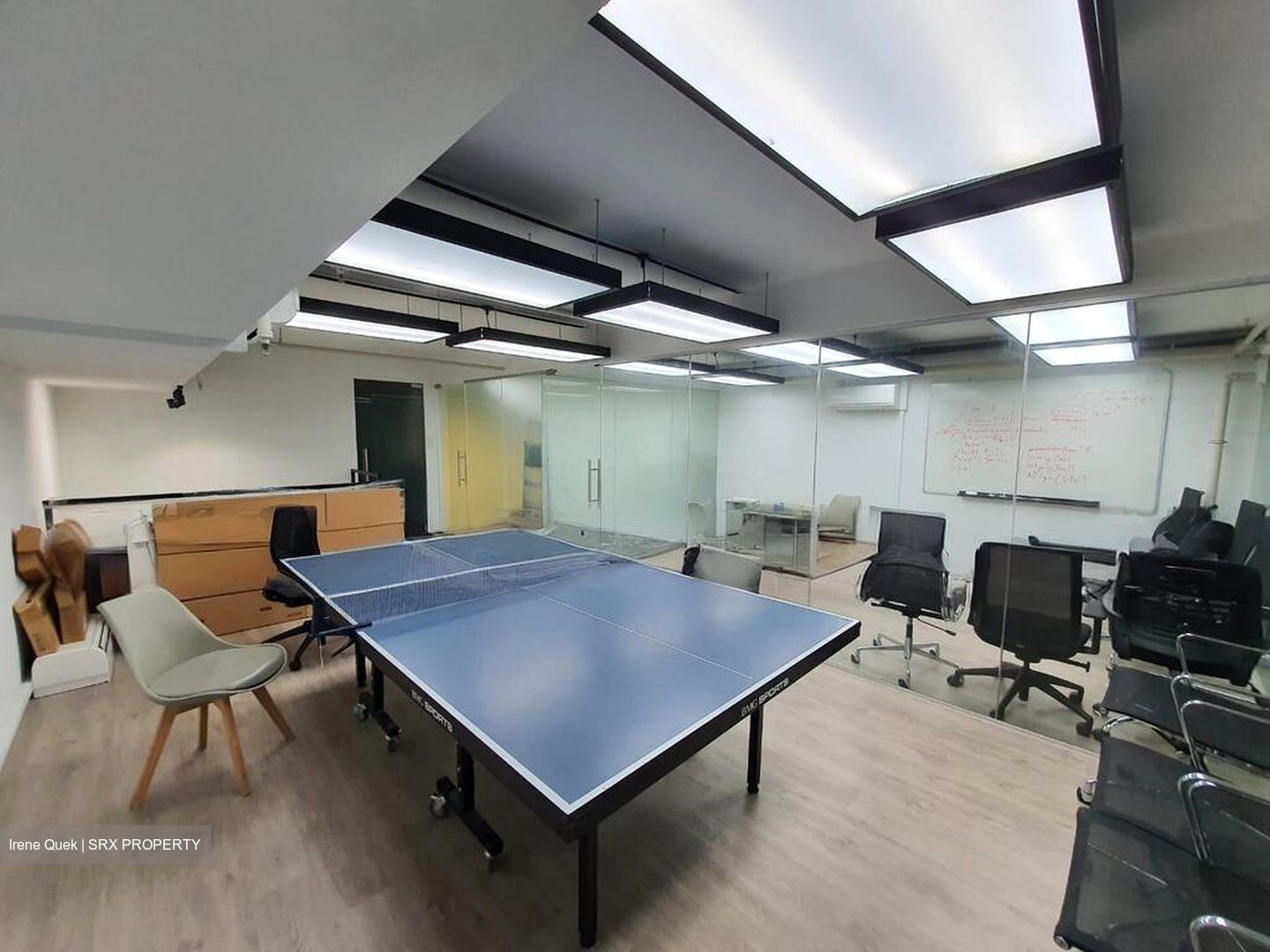 Ct Hub 2 (D12), Office #527951871